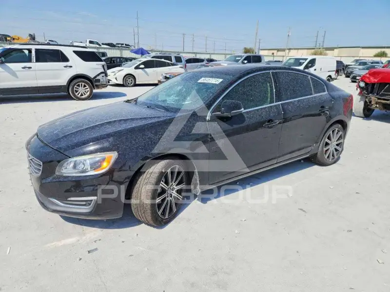 2017 Volvo S60 фото