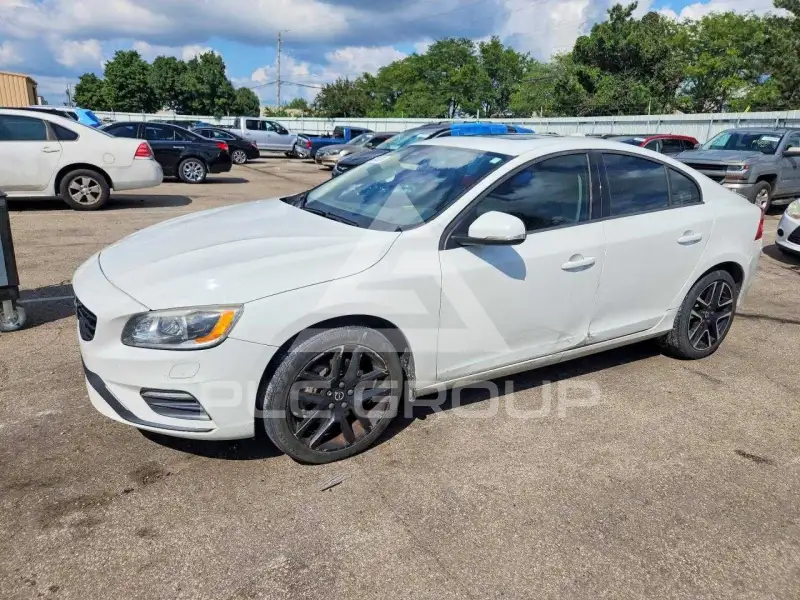 2017 Volvo S60 фото