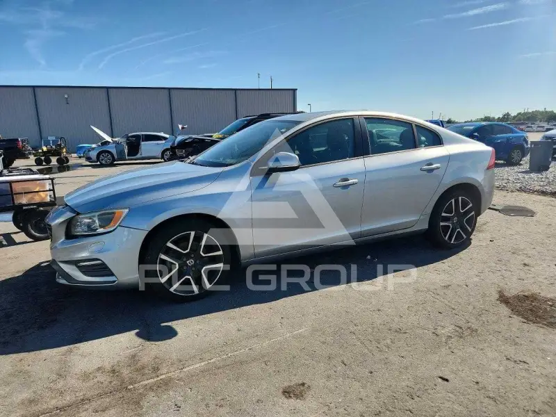 2017 Volvo S60 фото