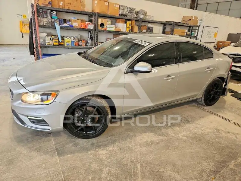 2017 Volvo S60 фото