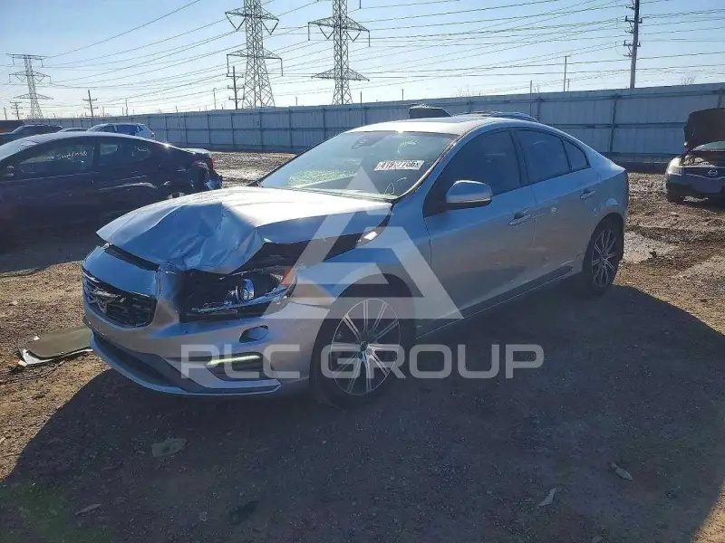 2017 Volvo S60 фото