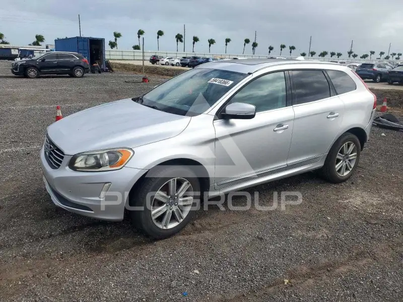 2017 Volvo XC60 photo