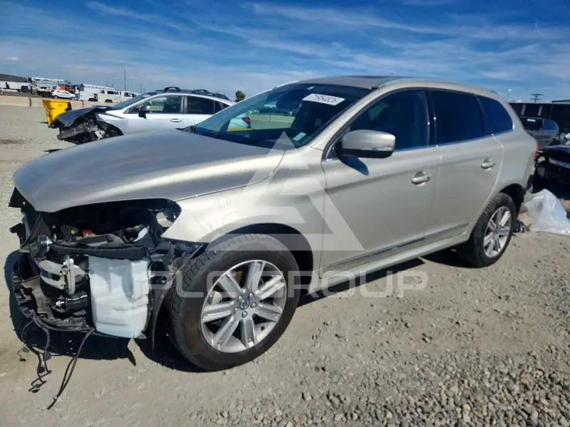 2017 Volvo XC60 photo