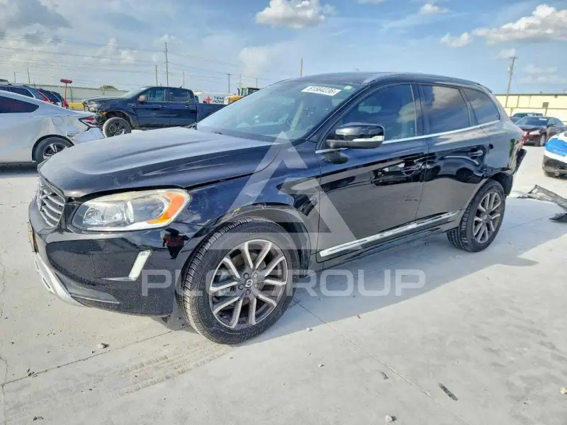 2017 Volvo XC60 фото