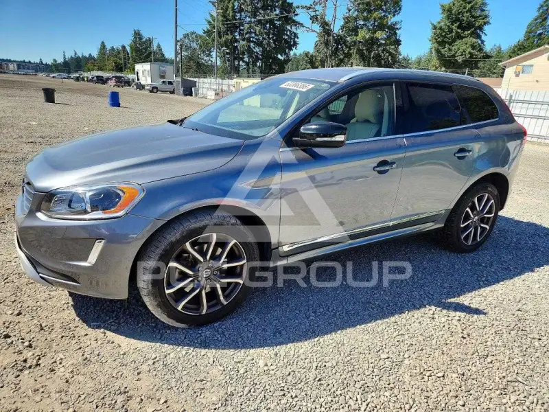 2017 Volvo XC60 фото