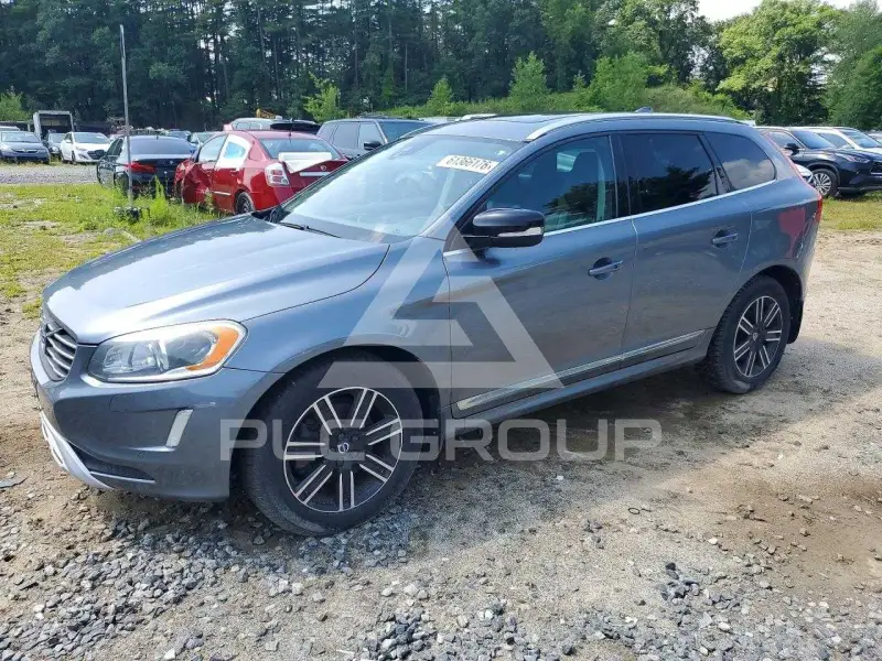 2017 Volvo XC60 фото