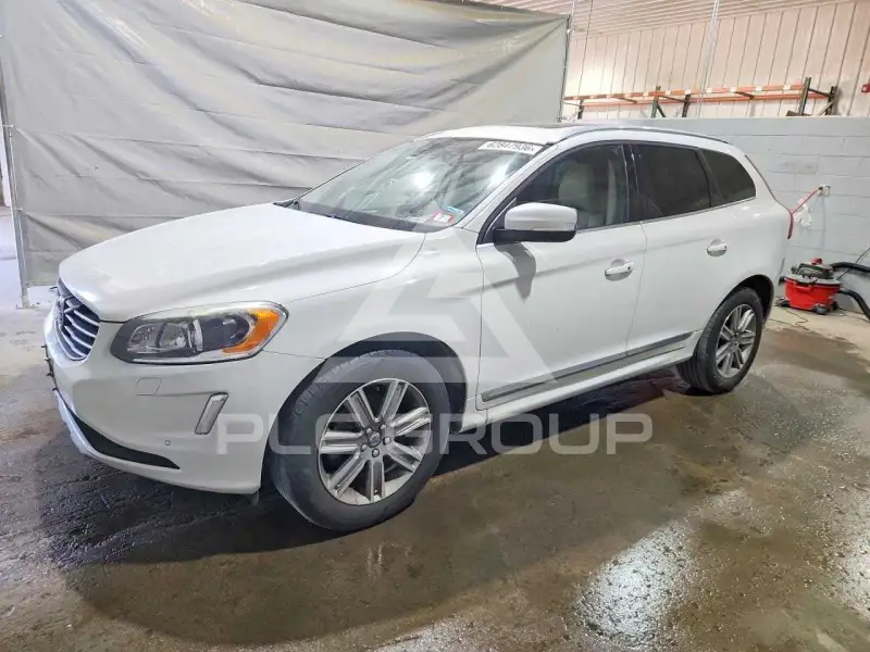 2017 Volvo XC60 photo