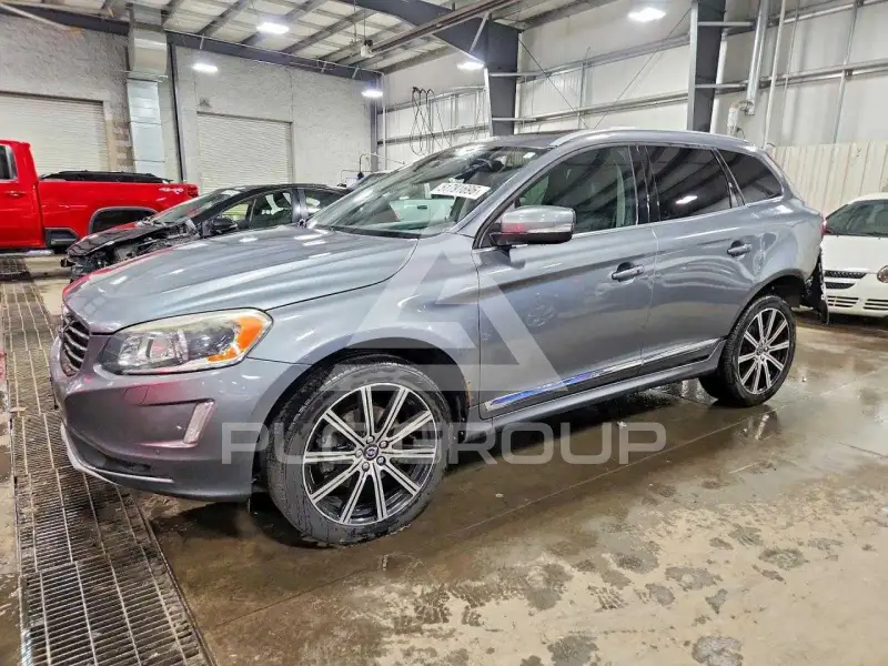 2017 Volvo XC60 фото