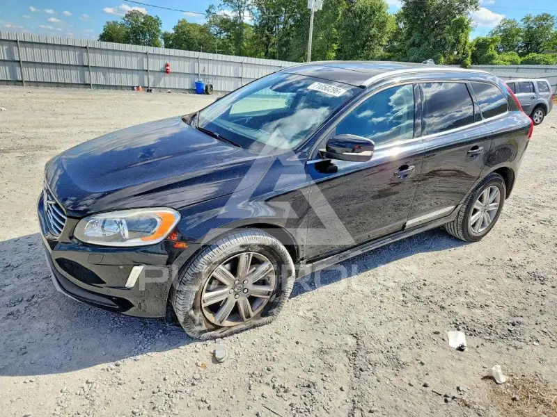 2017 Volvo XC60 photo