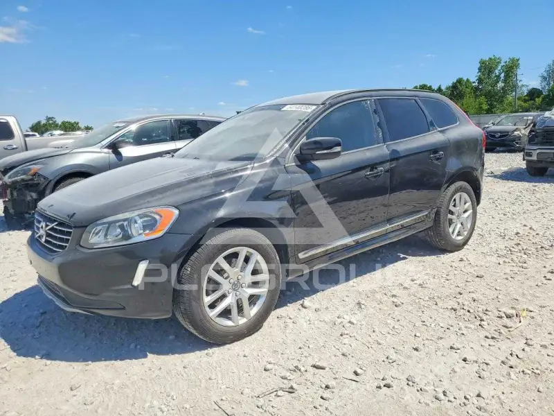 2017 Volvo XC60 photo
