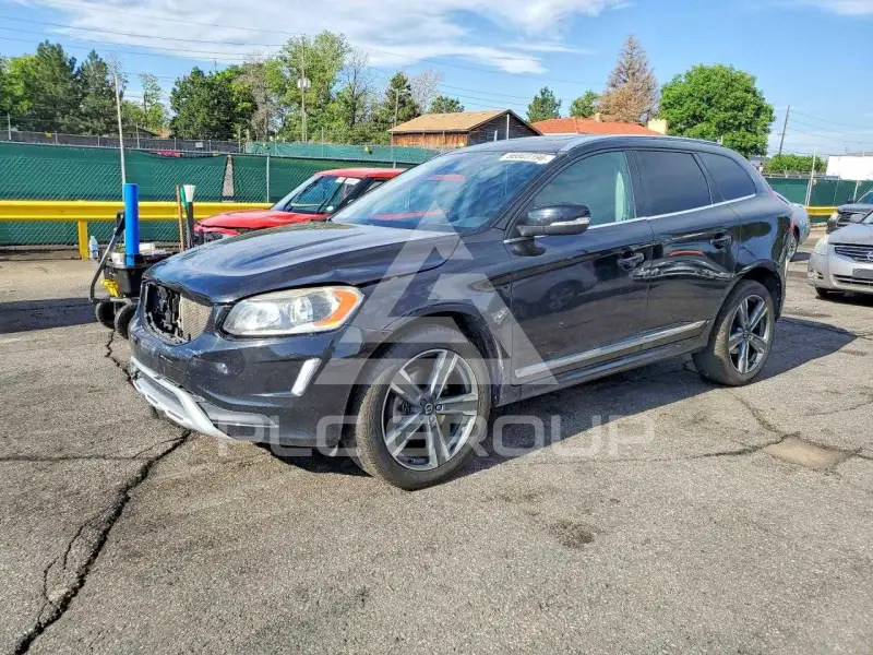 2017 Volvo XC60 фото