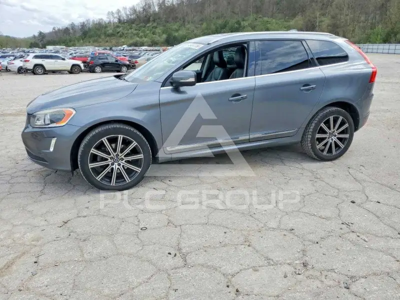 2017 Volvo XC60 фото