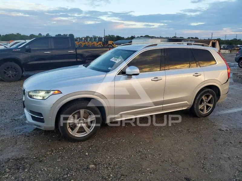 2017 Volvo XC90 фото