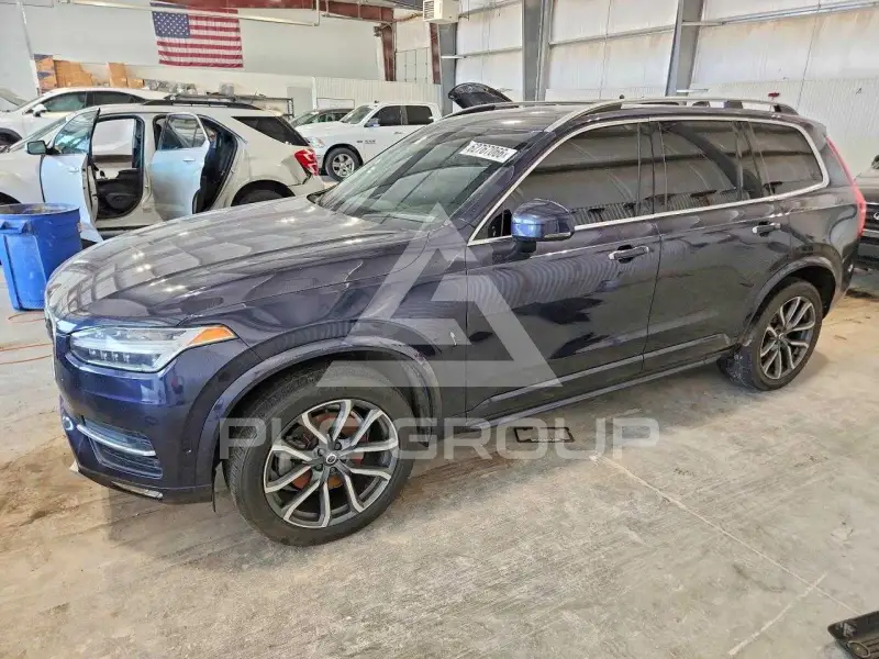 2017 Volvo XC90 фото