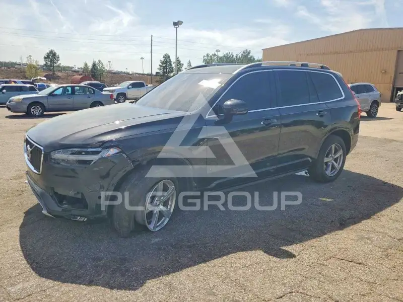 2017 Volvo XC90 photo