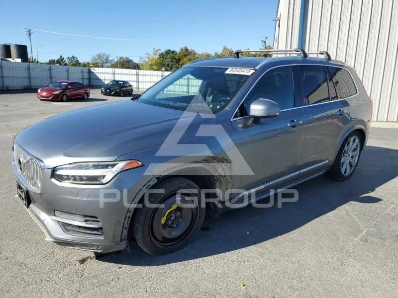 2017 Volvo XC90 photo