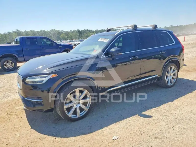 2017 Volvo XC90 photo
