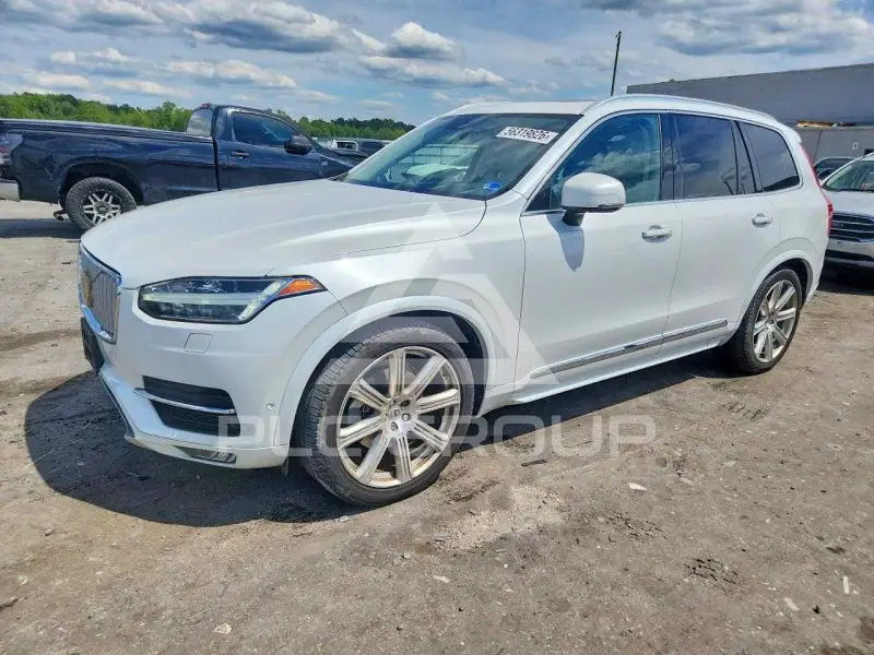 2017 Volvo XC90 photo