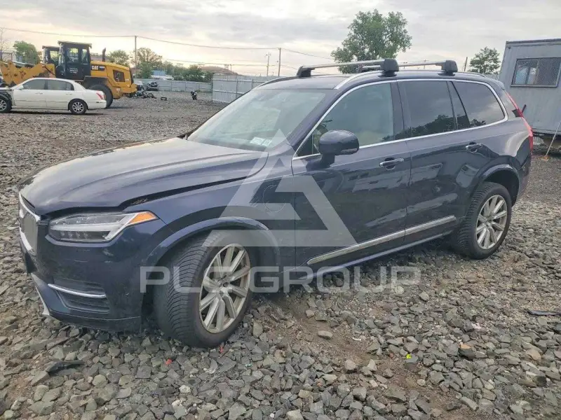 2017 Volvo XC90 фото