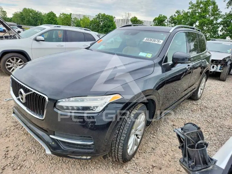 2017 Volvo XC90 photo