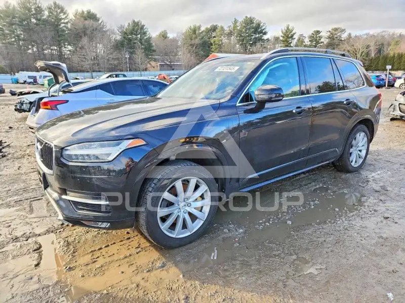 2017 Volvo XC90 photo