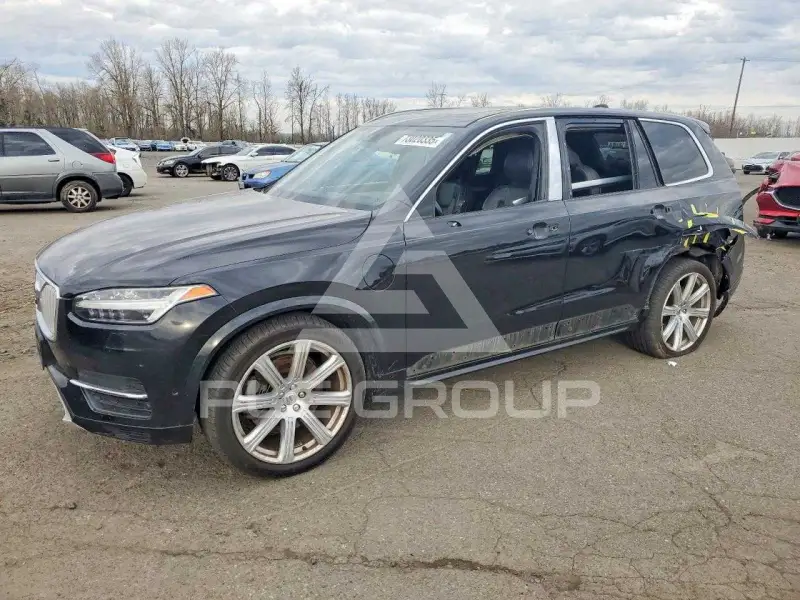 2017 Volvo XC90 фото