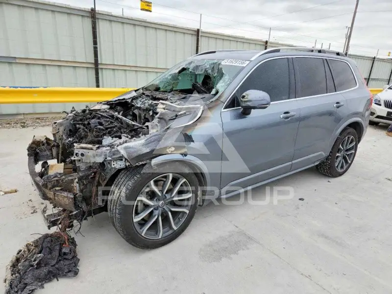 2017 Volvo XC90 photo