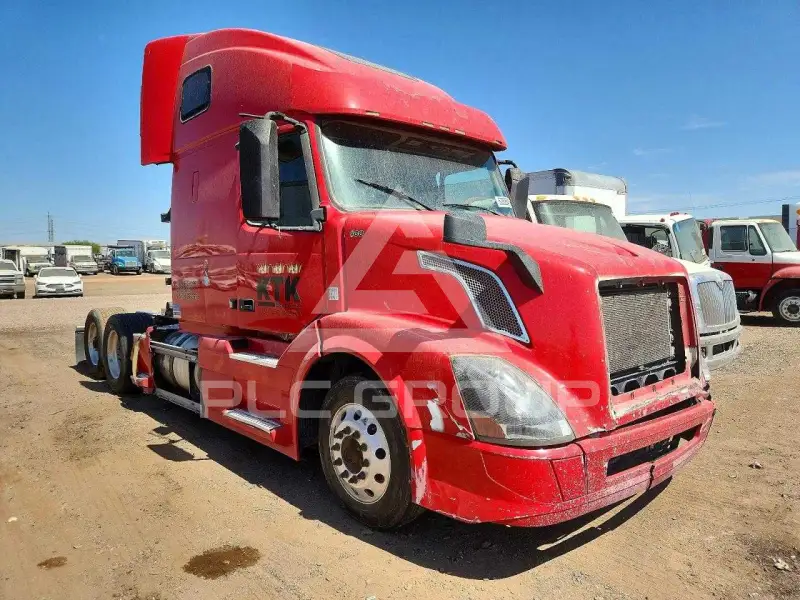 2017 Volvo VNL photo