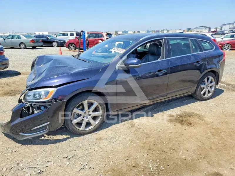 2017 Volvo V60 фото