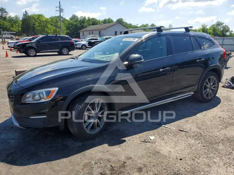 2017 Volvo V60 photo