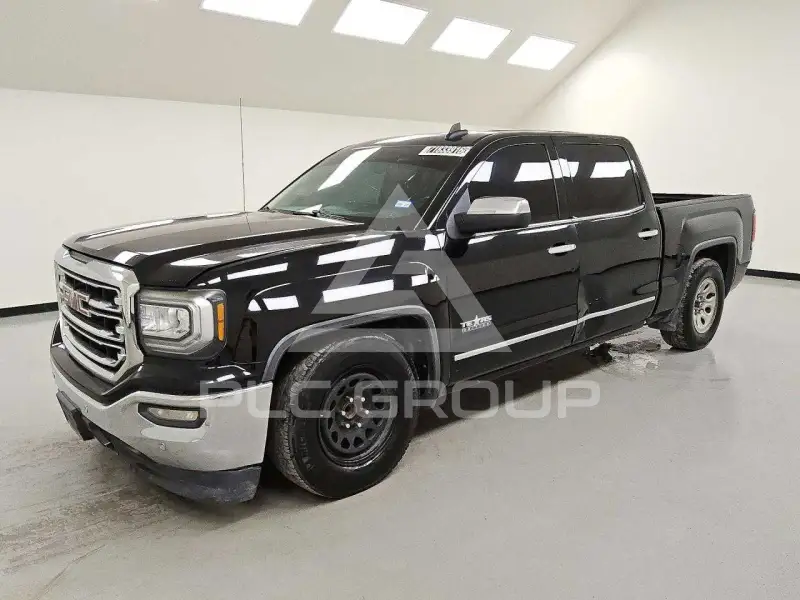 2017 GMC Sierra photo