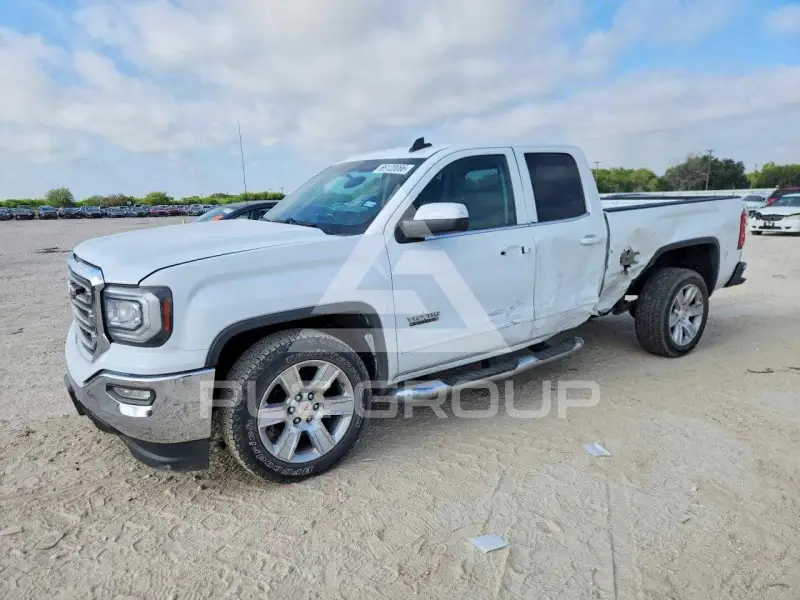 2017 GMC Sierra фото