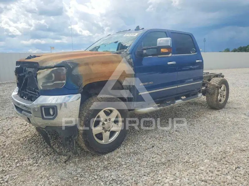 2017 GMC Sierra photo