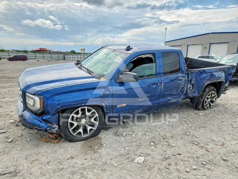 2017 GMC Sierra photo