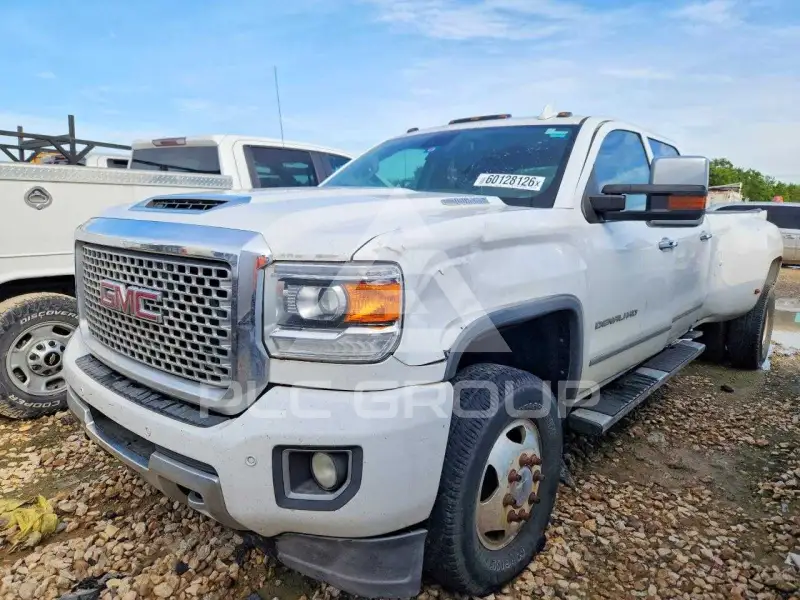 2017 GMC Sierra фото