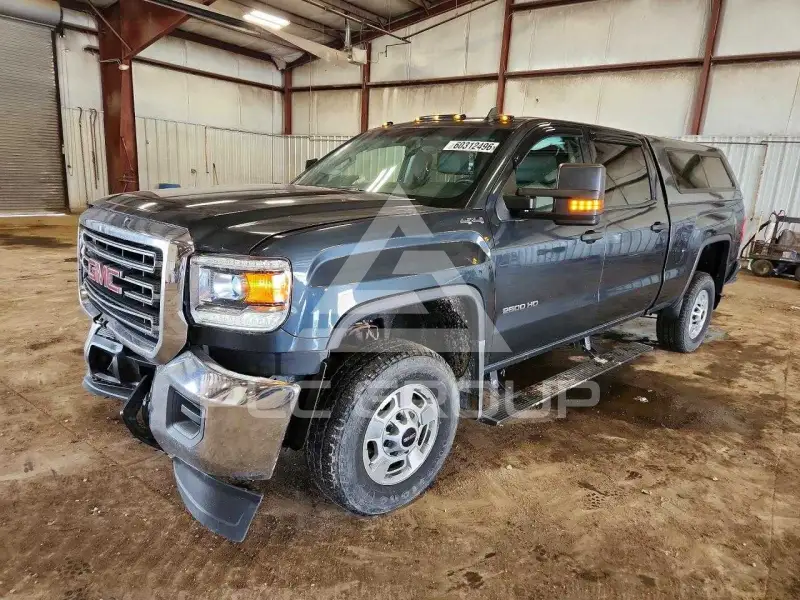 2017 GMC Sierra photo