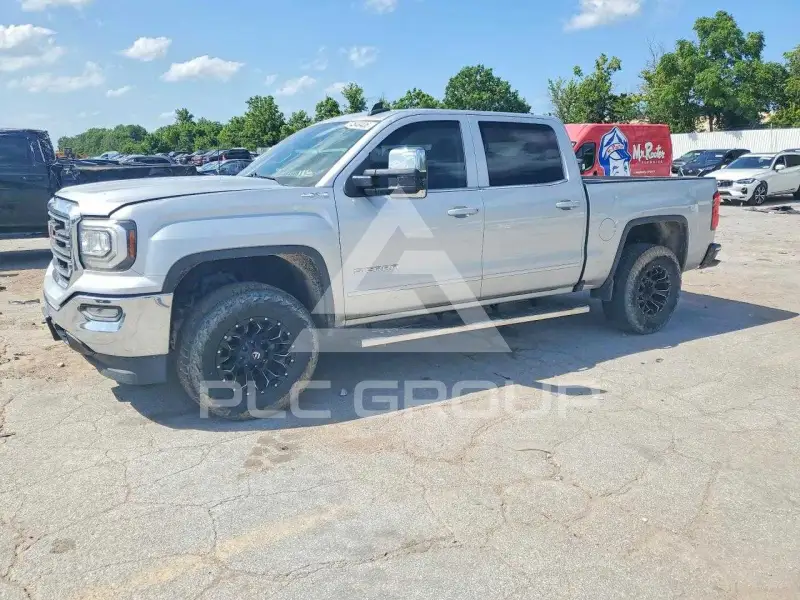2017 GMC Sierra photo
