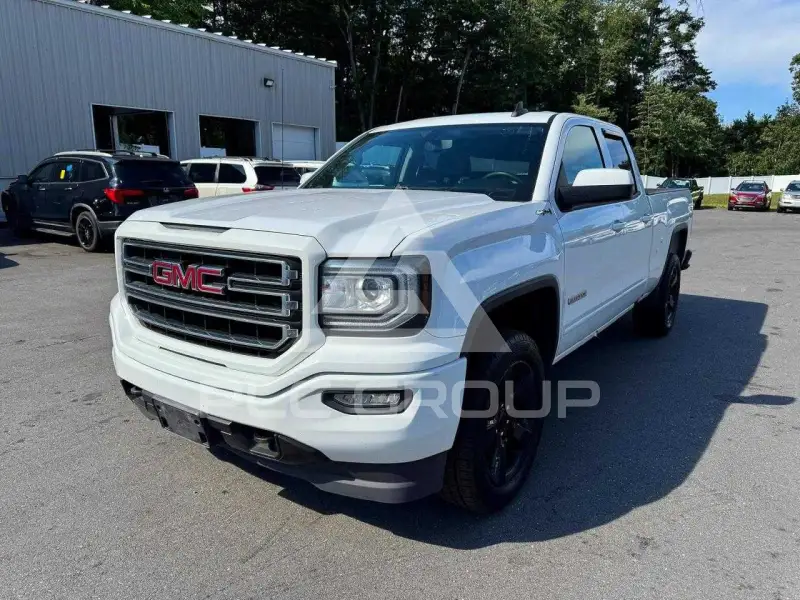 2017 GMC Sierra фото