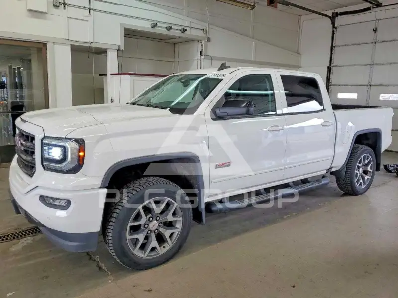 2017 GMC Sierra photo