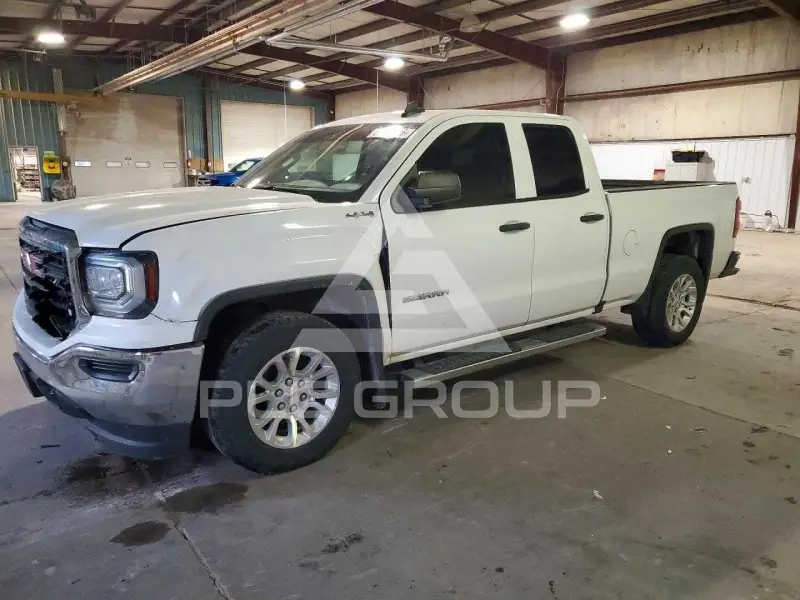 2017 GMC Sierra photo