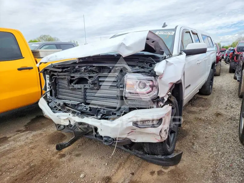 2017 GMC Sierra фото