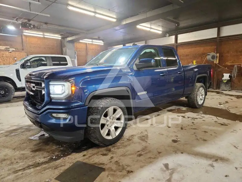 2017 GMC Sierra photo