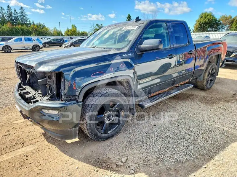 2017 GMC Sierra photo