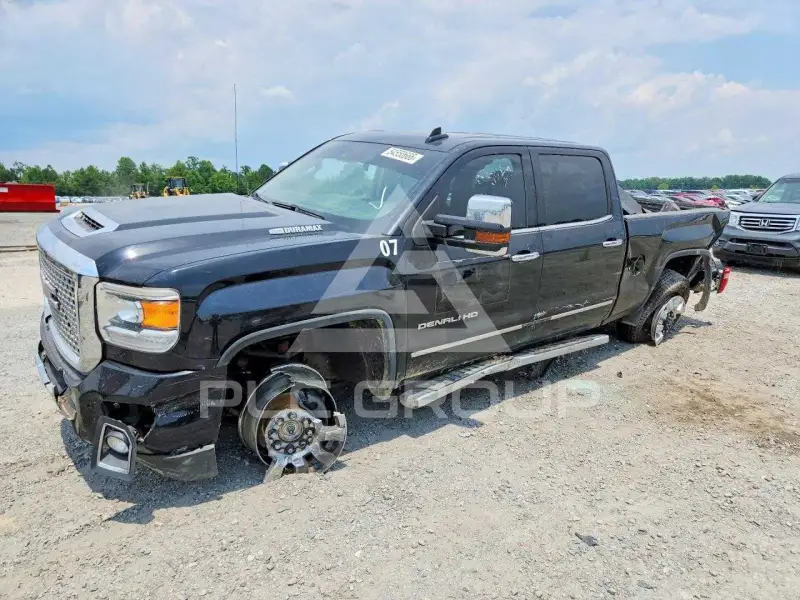 2017 GMC Sierra photo