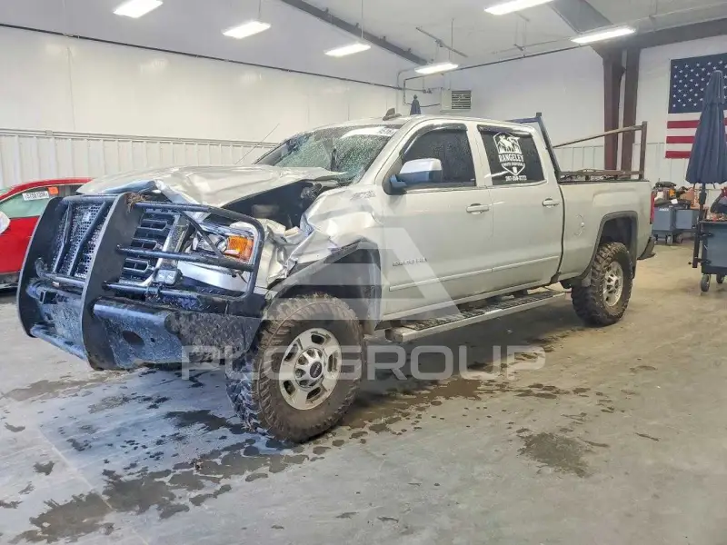 2017 GMC Sierra фото