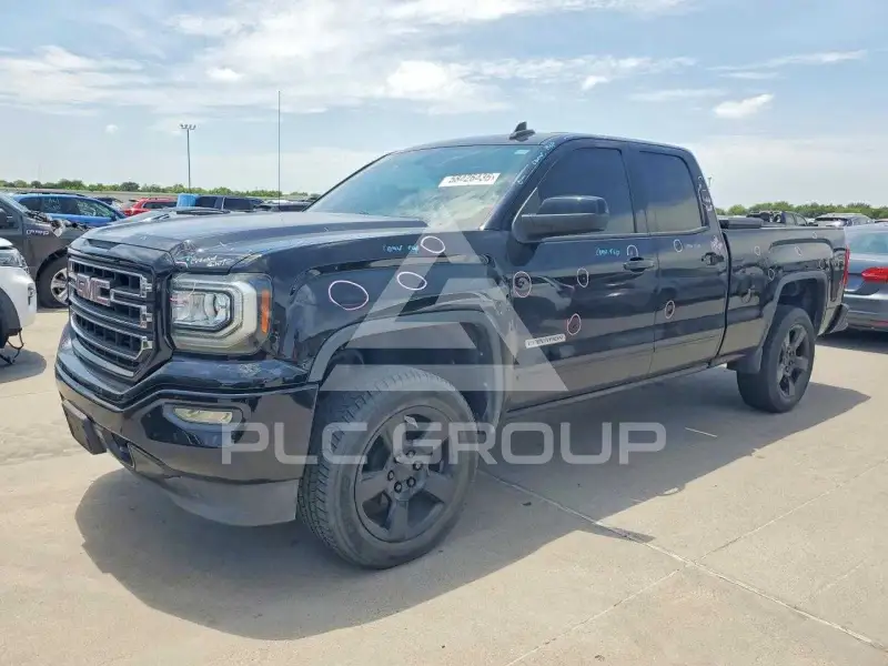 2017 GMC Sierra photo