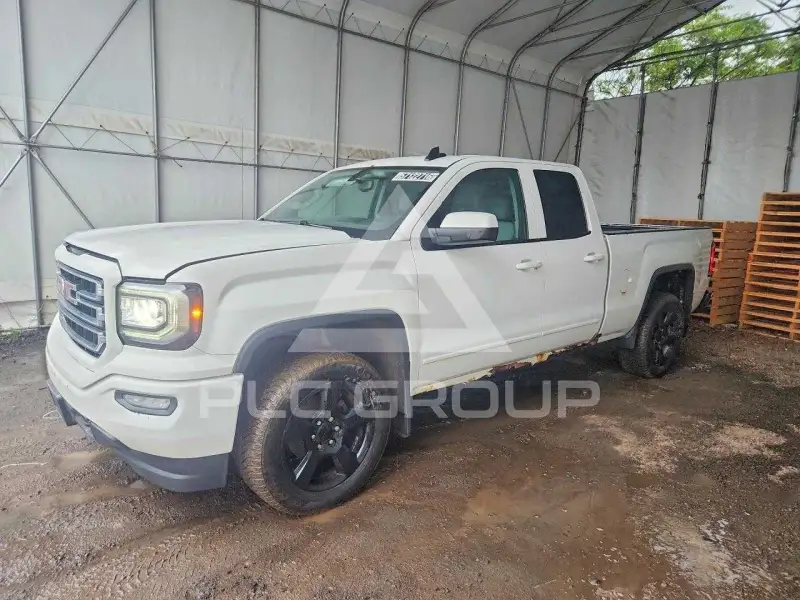 2017 GMC Sierra фото