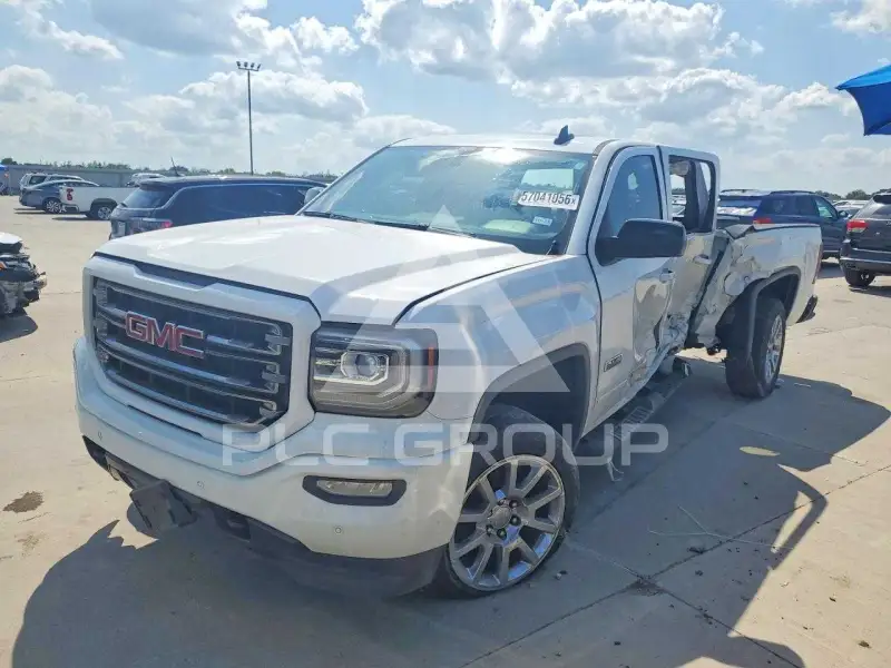 2017 GMC Sierra photo