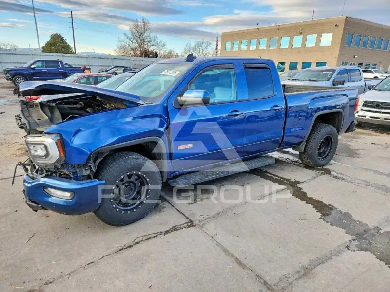2017 GMC Sierra photo
