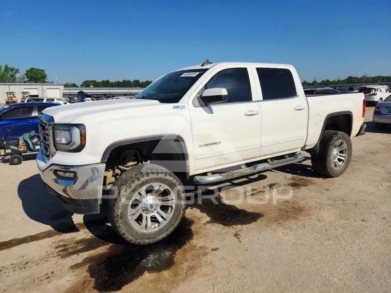 2017 GMC Sierra photo